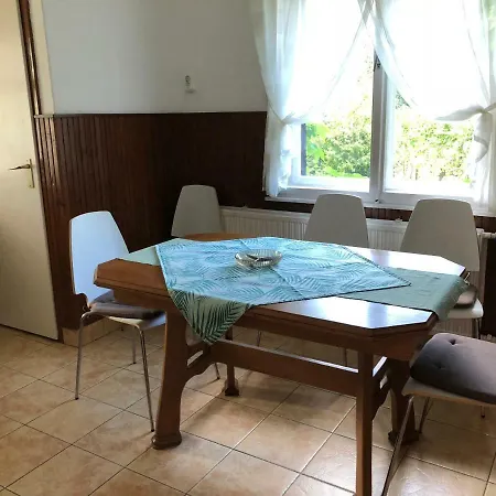 Veranda Apartment *